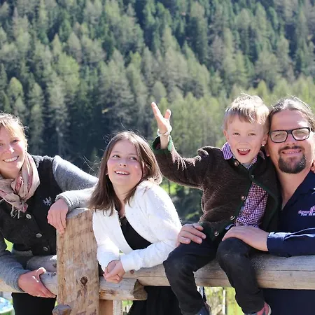Agroturismo Bauernhof Wachter Fiss